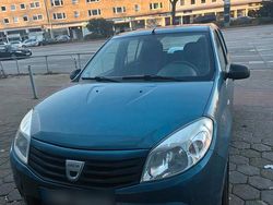 Blau Gebraucht 2008 Dacia Sandero Limousine | 999 € (Fairer Preis)