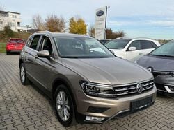 Titanium beige Gebraucht 2016 VW Tiguan Highline SUV | 19.000 € (Superpreis)