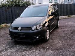 Schwarz Gebraucht 2011 VW Caddy Van / Kleinbus | 5.199 € (Guter Preis)