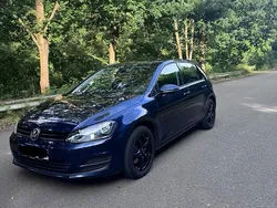 Blau Gebraucht 2013 VW Golf VII Kleinwagen | 7.600 € (Fairer Preis)