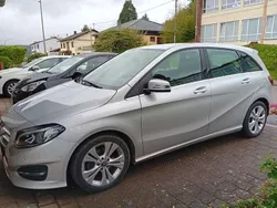 Silber Gebraucht 2017 Mercedes B220 Urban Van / Kleinbus | 16.950 € (Fairer Preis)