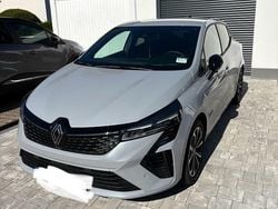 Grau Gebraucht 2023 Renault Clio V Techno Kleinwagen | 14.500 € (Guter Preis)