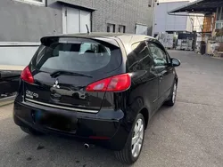 Schwarz Gebraucht 2007 Mitsubishi Colt Motion Kleinwagen | 2.600 € (Fairer Preis)