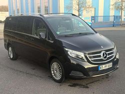 Schwarz Gebraucht 2018 Mercedes V200 Avantgarde Van / Kleinbus | 39.999 € (Etwas zu teuer)