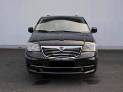 Schwarz Gebraucht 2014 Lancia Voyager Van / Kleinbus | 9.999 € (Fairer Preis)