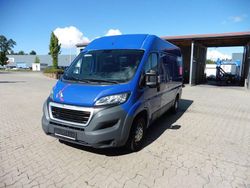 Blau Gebraucht 2016 Peugeot Boxer Comfort plus Van | 15.470 € (Teuer)