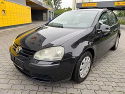 Schwarz Gebraucht 2004 VW Golf IV Trendline Limousine | 1.600 € (Guter Preis)