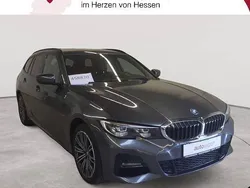 Grau Gebraucht 2022 BMW 320e M Sport Kombi | 29.789 € (Guter Preis)