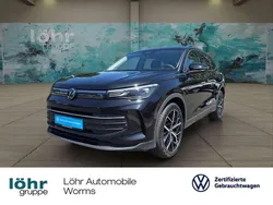 Deep black perleffekt Gebraucht 2024 VW Tiguan S SUV | 32.980 € (Guter Preis)