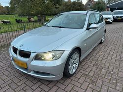 Silber Gebraucht 2006 BMW 325 Executive Kombi | 2.999 €