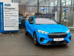 Blau Gebraucht 2022 Ford Mustang Mach-E GT SUV | 58.940 € (Teuer)