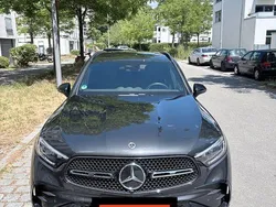 Grau Gebraucht 2023 Mercedes GLC200 Advanced SUV | 46.000 € (Fairer Preis)