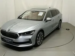 Silber Gebraucht 2024 Skoda Superb LAURIN & KLEMENT Kombi | 49.890 € (Teuer)