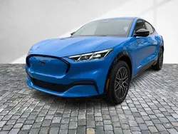 Blau Neu 2025 Ford Mustang Mach-E Premium SUV | 49.500 € (Fairer Preis)