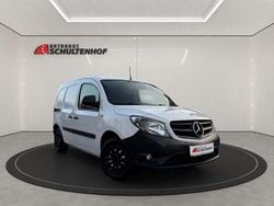 Weiß Gebraucht 2020 Mercedes Citan 108 Van / Kleinbus | 6.990 € (Superpreis)