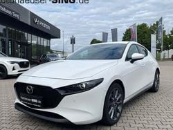 Weiß Neu 2025 Mazda 3 Exclusive-Line Limousine | 28.940 €