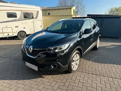 Schwarz Gebraucht 2018 Renault Kadjar LIMITED SUV | 12.999 € (Fairer Preis)