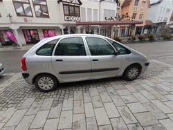 Grau Gebraucht 2007 Citroën Xsara Picasso Van / Kleinbus | 1.000 € (Superpreis)