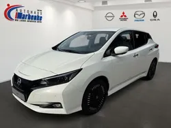 Weiß metallic Gebraucht 2024 Nissan Leaf N-Connecta Kleinwagen | 27.990 € (Teuer)