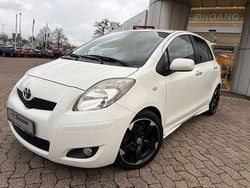 Weiß Gebraucht 2011 Toyota Yaris Edition Kleinwagen | 4.990 € (Etwas zu teuer)