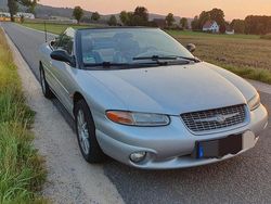 Silber Gebraucht 2000 Chrysler Stratus Limited Cabrio | 3.950 €