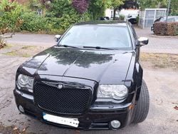 Schwarz Gebraucht 2010 Chrysler 300C Limousine | 12.500 € (Etwas zu teuer)