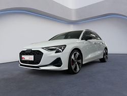 Weiß Gebraucht 2025 Audi A3 Sportback Advanced Plus Limousine | 42.890 € (Teuer)