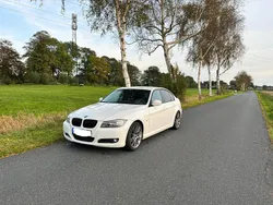 Weiß Gebraucht 2010 BMW 320 Limousine | 8.500 € (Teuer)