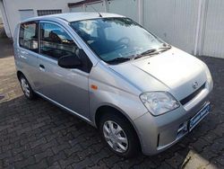 Silber Gebraucht 2003 Daihatsu Cuore Kleinwagen | 2.990 €