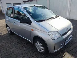 Silber Gebraucht 2003 Daihatsu Cuore Kleinwagen | 2.990 €