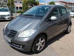 Grau Gebraucht 2010 Mercedes A180 Limousine | 2.095 € (Guter Preis)