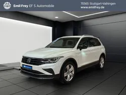 Pure white Gebraucht 2021 VW Tiguan Life SUV | 26.590 € (Fairer Preis)