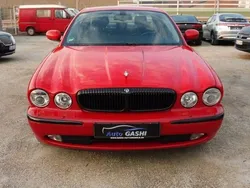 Rot Gebraucht 2006 Jaguar XJ8 Limousine | 8.999 € (Superpreis)