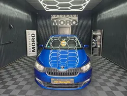 Blau Gebraucht 2015 Skoda Fabia Ambition Kleinwagen | 5.790 € (Fairer Preis)