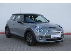 Moonwalk grey (metallic) Gebraucht 2020 Mini Cooper S Kleinwagen | 14.185 € (Superpreis)