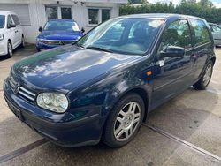 Blau Gebraucht 1998 VW Golf IV Limousine | 499 € (Guter Preis)