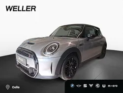 Melting silver iii (silber) Gebraucht 2024 Mini Cooper S Classic Kleinwagen | 29.450 € (Fairer Preis)