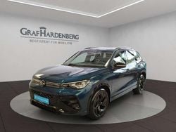 Nightshade blue metallic Gebraucht 2024 VW Tiguan R-line SUV | 40.910 € (Etwas zu teuer)