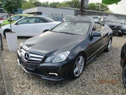 Grau Gebraucht 2010 Mercedes E500 AMG Cabrio | 22.500 € (Fairer Preis)