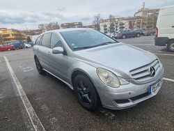 Silber Gebraucht 2009 Mercedes R500 Van / Kleinbus | 2.600 €