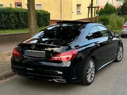 Schwarz Gebraucht 2017 Mercedes 200 AMG line Coupé | 19.490 €