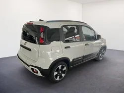 Schwarz schwarz Neu 2025 Fiat Panda Cross Cross Kleinwagen | 18.340 €