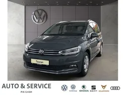 B0 delfingrau metallic Gebraucht 2024 VW Touran Move Van / Kleinbus | 43.490 € (Teuer)