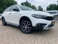 Weiß Gebraucht 2021 Fiat Tipo Cross Limousine | 13.990 € (Guter Preis)
