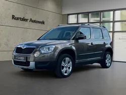 Braun Gebraucht 2013 Skoda Yeti Family SUV | 9.999 € (Fairer Preis)