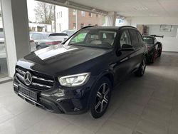 Schwarz Gebraucht 2021 Mercedes GLC300e SUV | 35.850 € (Fairer Preis)