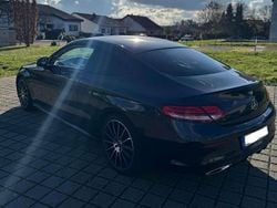 Grau Gebraucht 2021 Mercedes C300 AMG line Coupé | 34.900 € (Guter Preis)