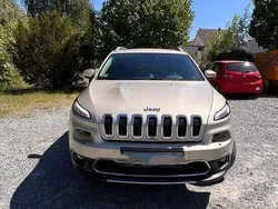 Beige Gebraucht 2015 Jeep Cherokee Limited SUV | 14.750 € (Fairer Preis)