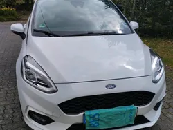 Weiß Gebraucht 2018 Ford Fiesta ST-Line Kleinwagen | 12.350 € (Fairer Preis)