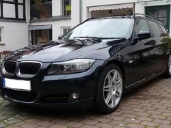 Blau Gebraucht 2009 BMW 320 Kombi | 6.350 € (Fairer Preis)